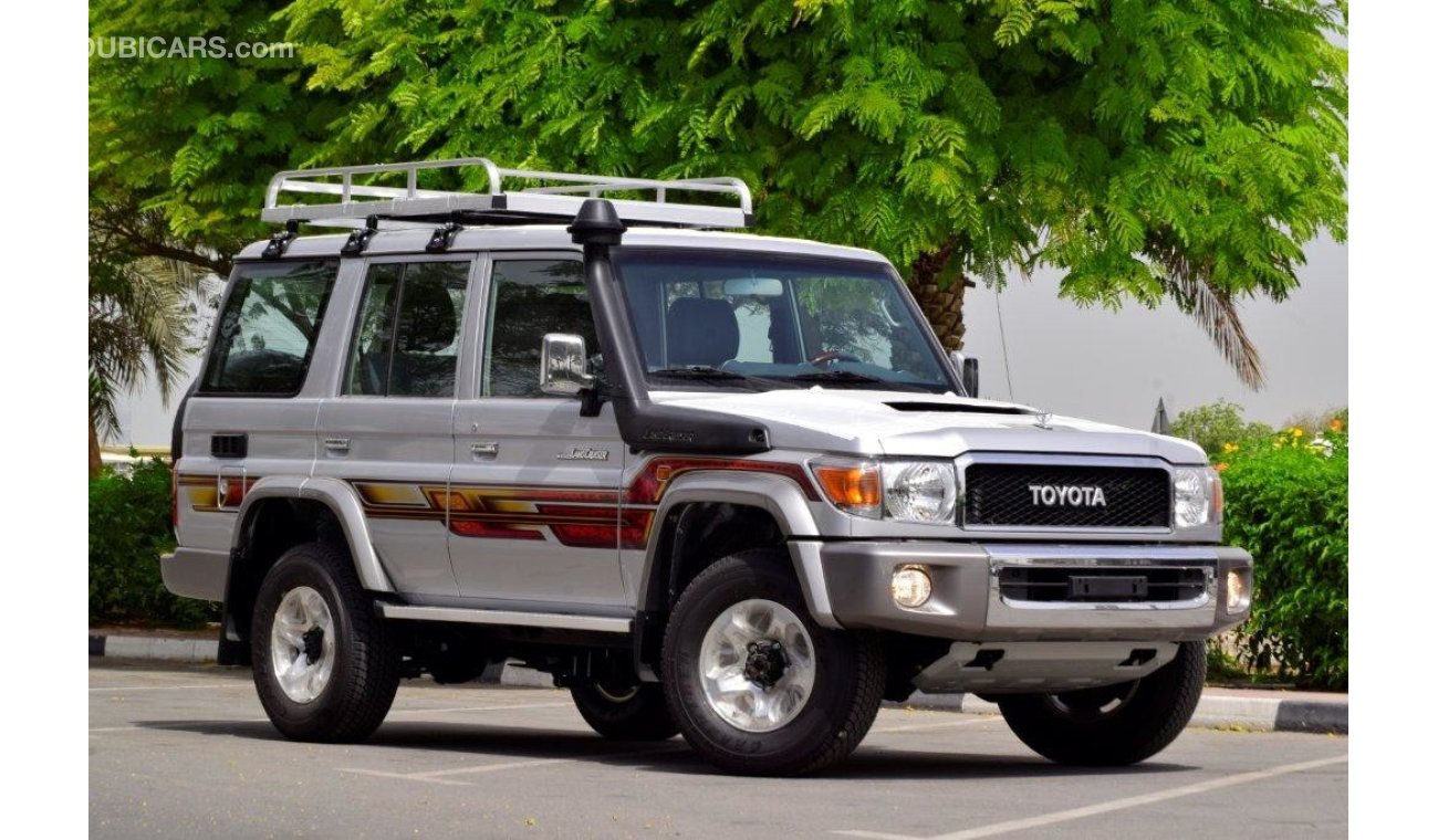 تويوتا لاند كروزر 2019 MODEL LANDCRUISER  76 HARDTOP  LX  DLX V8 4.5 TURBO DIESEL 4WD 6 SEAT MANUAL TRANSMISION WAGON