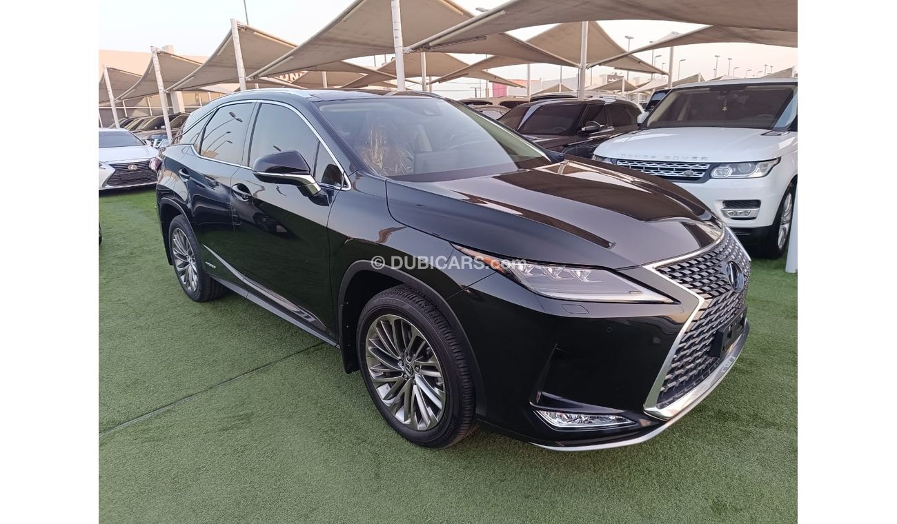 لكزس RX450h بالتينيوم