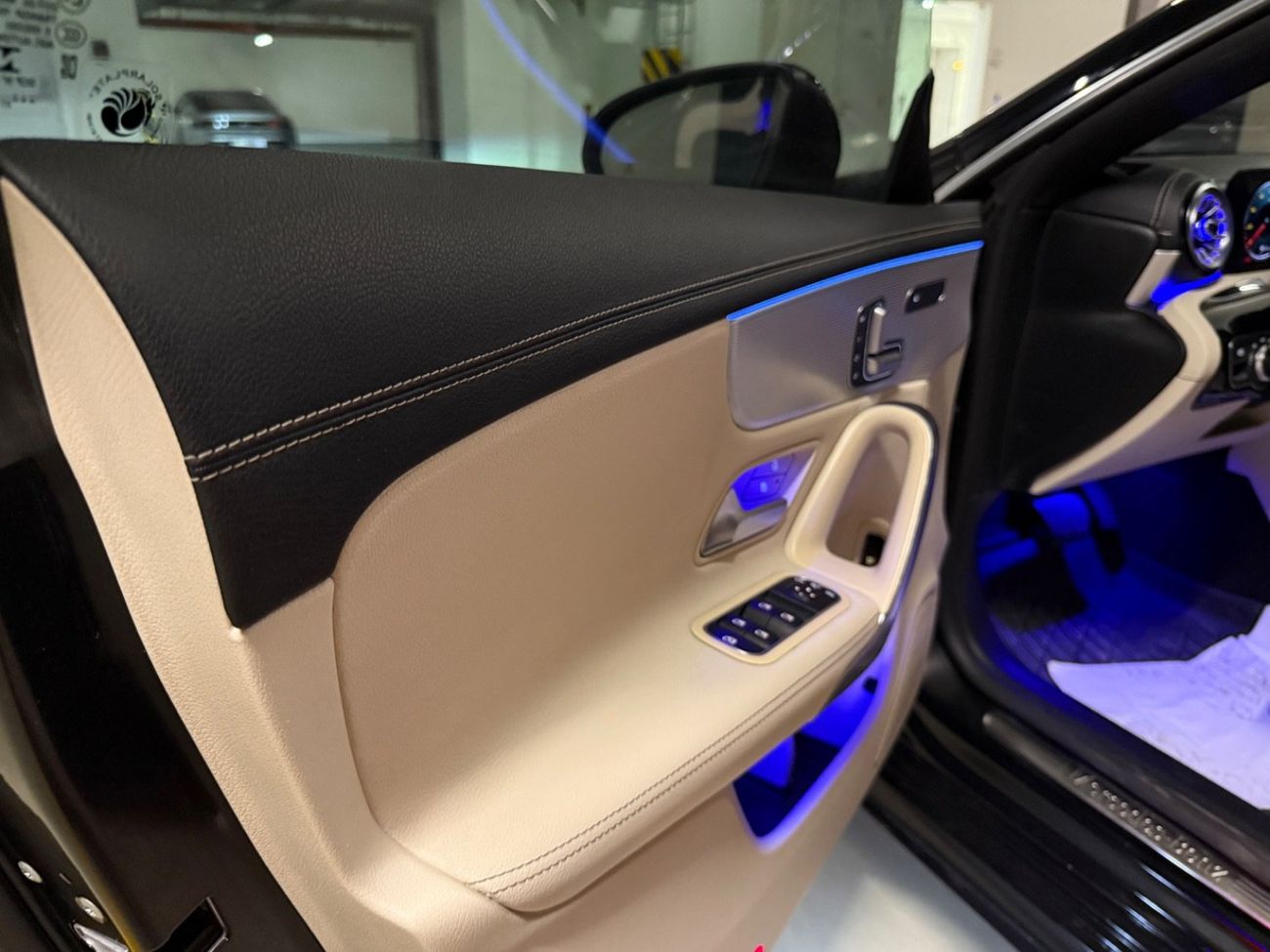 Mercedes-Benz CLA 250 Premium + 2.0L