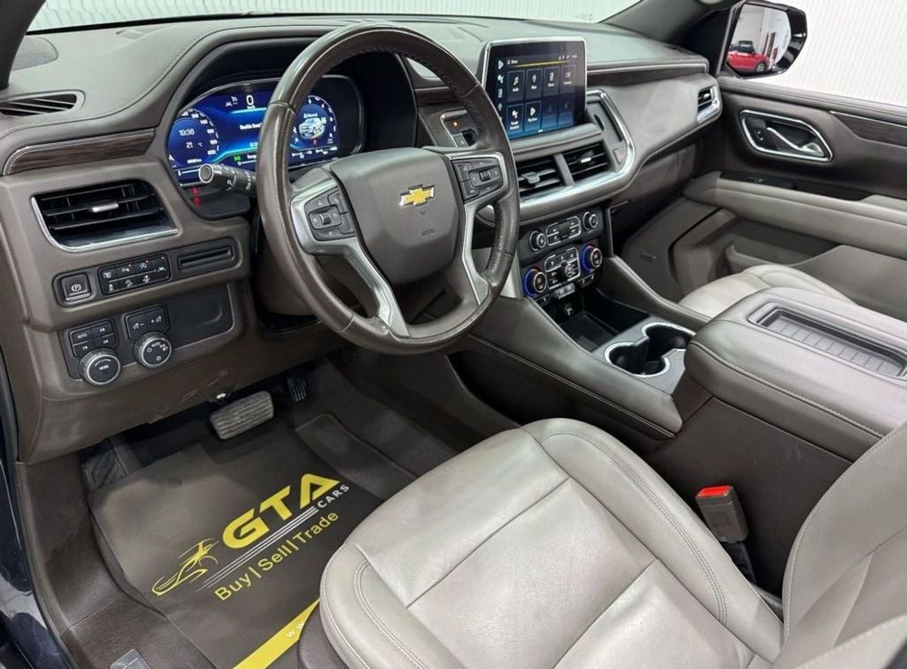 شيفروليه سوبيربان LT 5.3L 4WD 2023 Chevrolet Suburban LT, Nov 2025 Chevrolet Warranty, Low Kms, 8 Seater, GCC