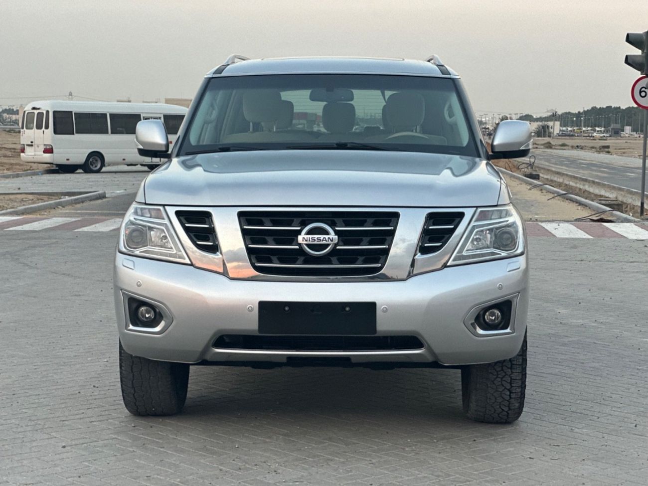 نيسان باترول موديل 2015 خليجي فل مواصفات فتحه ونظام صوت ممتاز V8