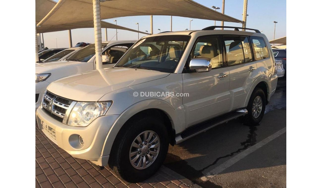 Mitsubishi Pajero GCC 3.4 6 cylinder without accidents without paints