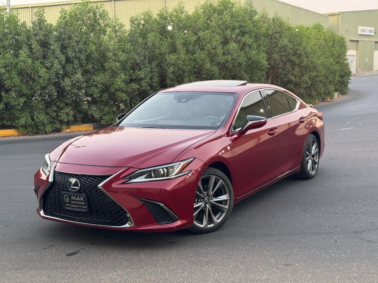 لكزس ES 350 F-SPORT / V6 3.5L / RADAR / ROAD ASSIST / WIRELESS CHARGER / DRIVE MODES S, S+