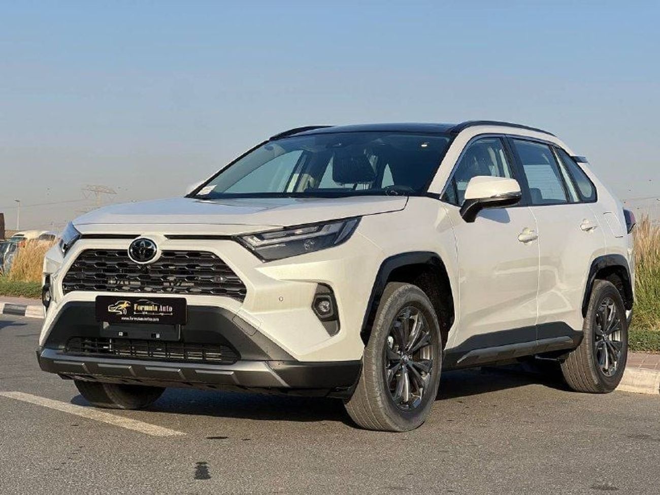 تويوتا راف ٤ 2.0L PTR A/T // 2025 // FULL OPTION WITH 360 CAMERA , RADAR , WIRELESS CHARGE //SPECIAL OFFER // BY