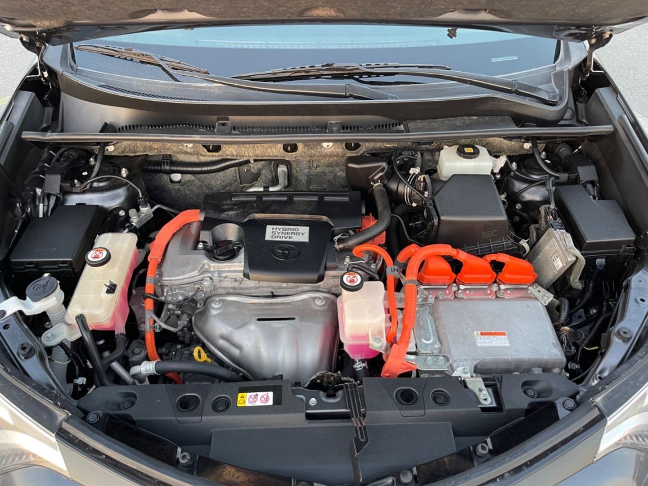 Toyota RAV4 2018 TOYOTA RAV4 SE HYBRID FULL OPTIONS IMPORTED FROM USA