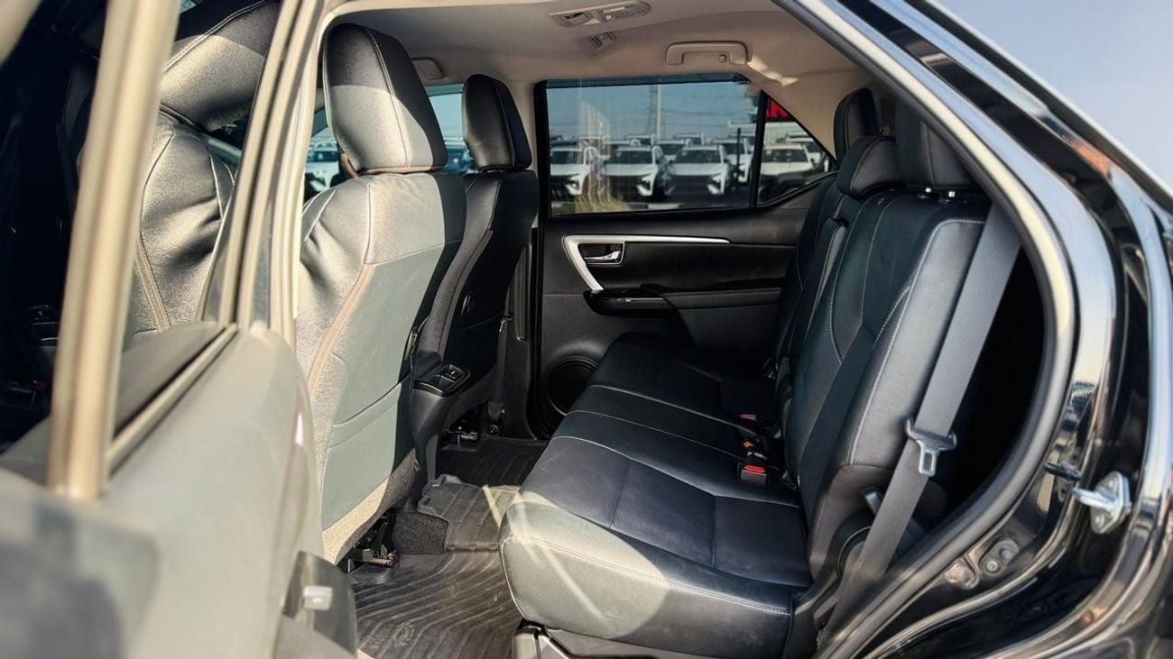 Toyota Fortuner 2025 | 2.8L DIESEL | AUTOMATIC TRANSMISSION | RIGHT HAND DRIVE | DIGITAL AC | DIGITAL ODOMETER | ELE