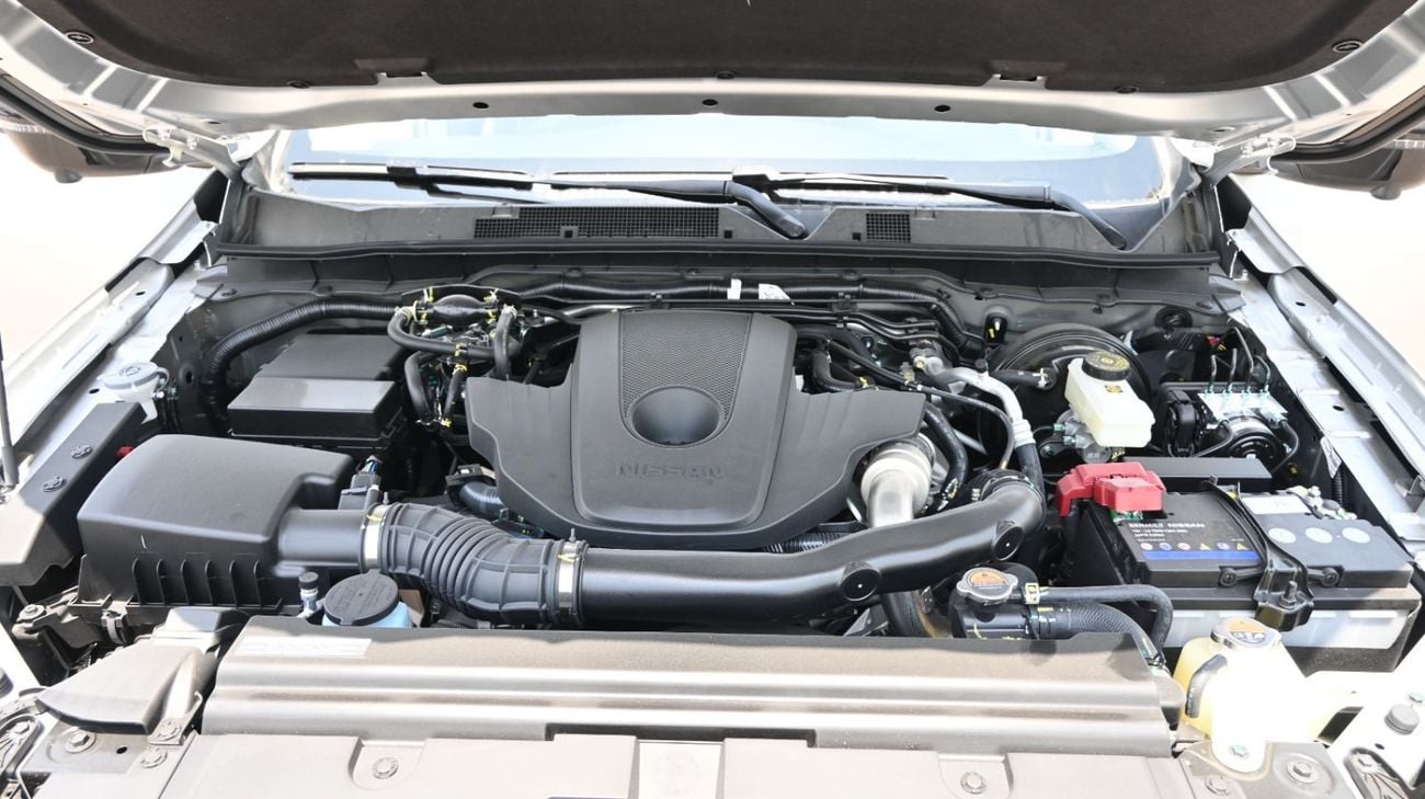 Nissan Navara NISSAN NAVARA 2.5 DIESEL PRO4X 4X4 AT