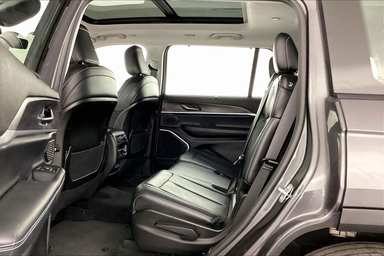 جيب شيروكي Limited Plus | National Day Celebration | شامل الضمان | 0 ﺪﻔﻋﺓ ﺃﻮﻟﻯ