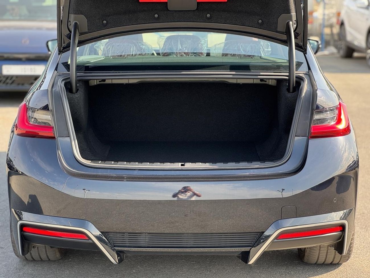 BMW i3 BMW i3 EDRIVE 40L 2024