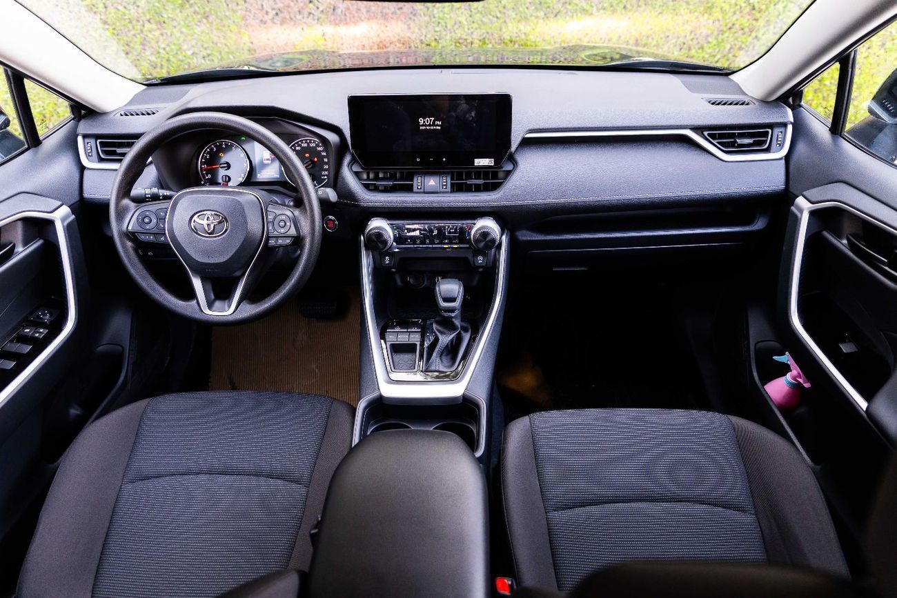 Toyota RAV4 2025 TOYOTA RAV4 2.5L (4WD) LE