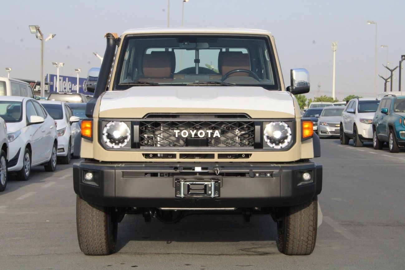 تويوتا لاند كروزر بيك آب TOYOTA LANDCRUISER 79 2.8L DIESEL DOUBLE CAB 4WD LX-Z AUTO