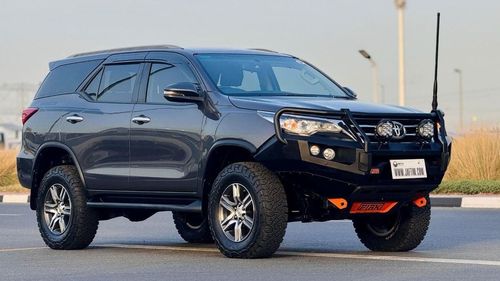 تويوتا فورتونر PREMIUM CONDITION | 2.8L DIESEL ENGINE | RHD |