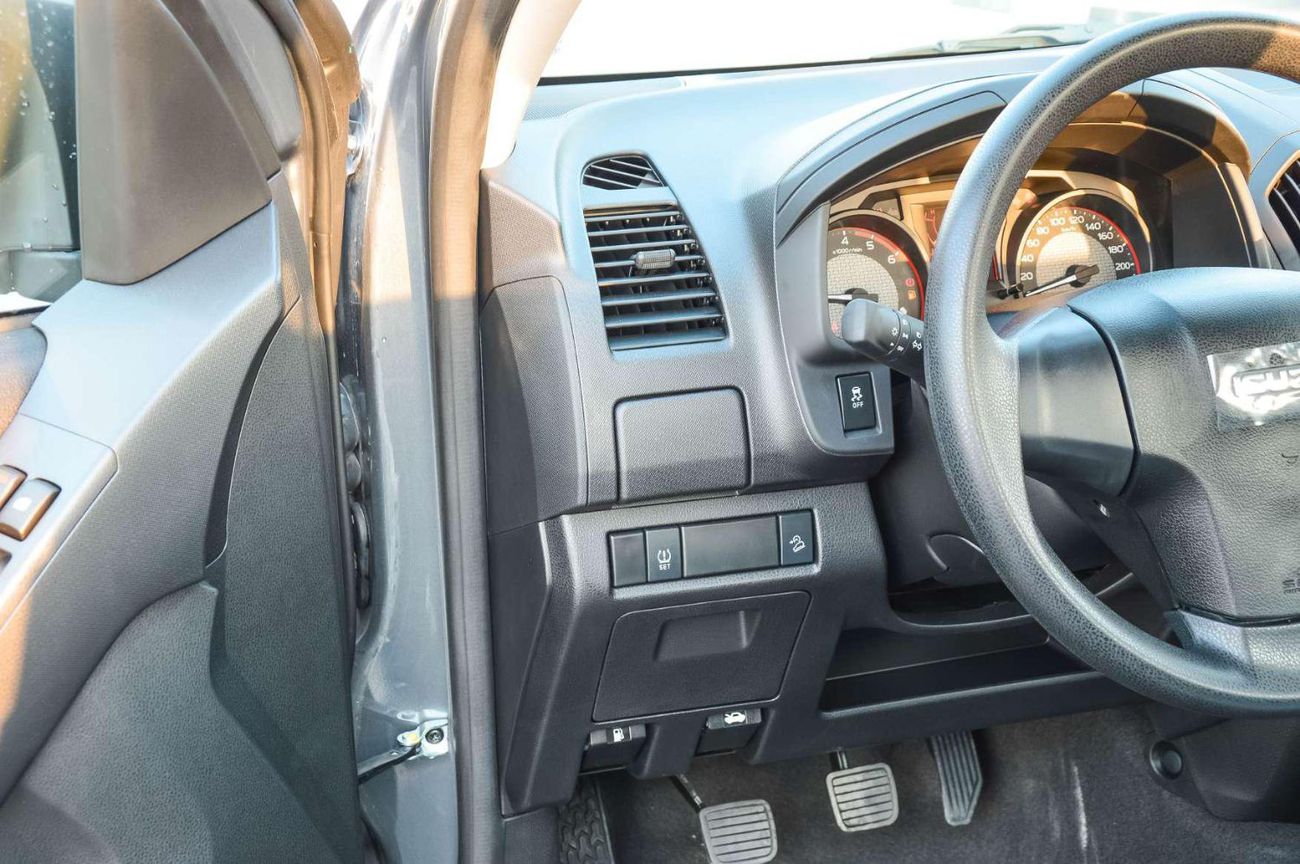 إيسوزو D ماكس ISUZU DMAX 2.5L 2WD SC DIESEL PICKUP 2026