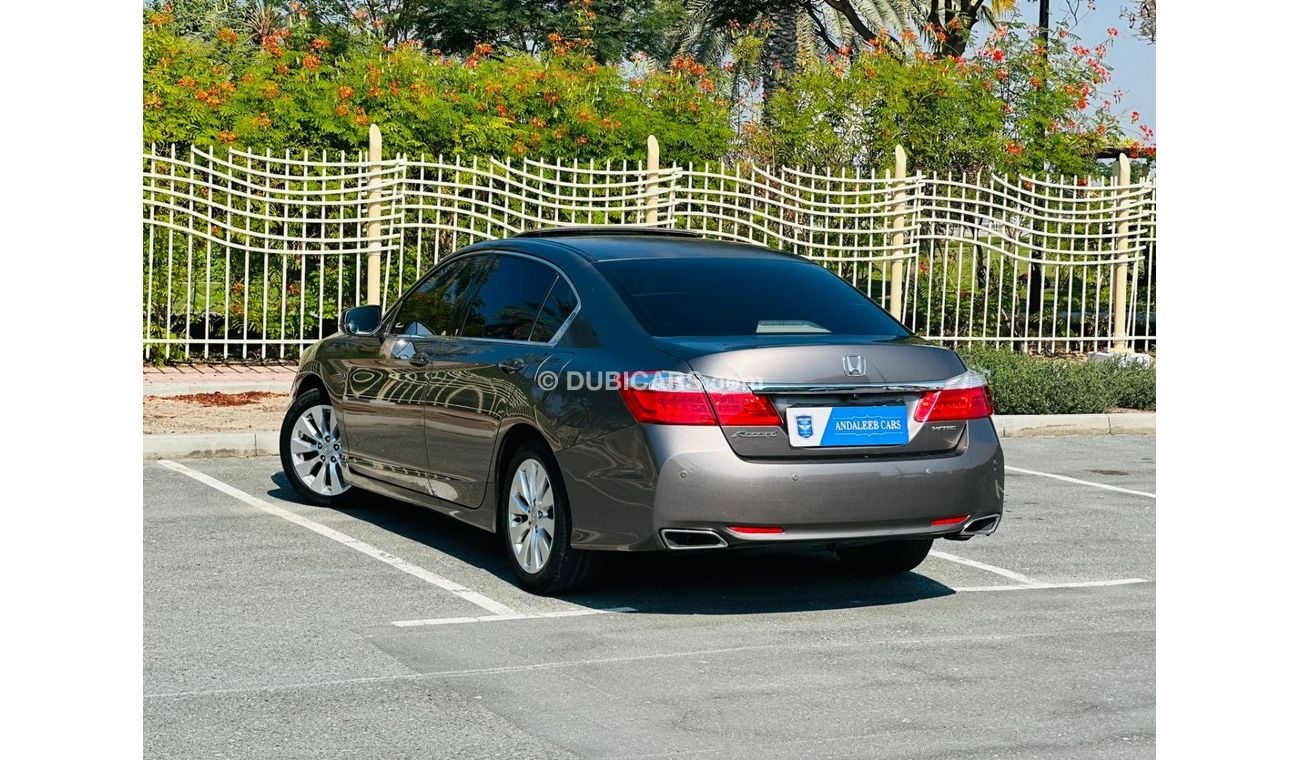 Honda Accord EX AGENCY MAINTAINED || HONDA ACCORD 2.4 V4 FWD || ORIGNAL PAINT || FULL OPTION || 0%DP || GCC