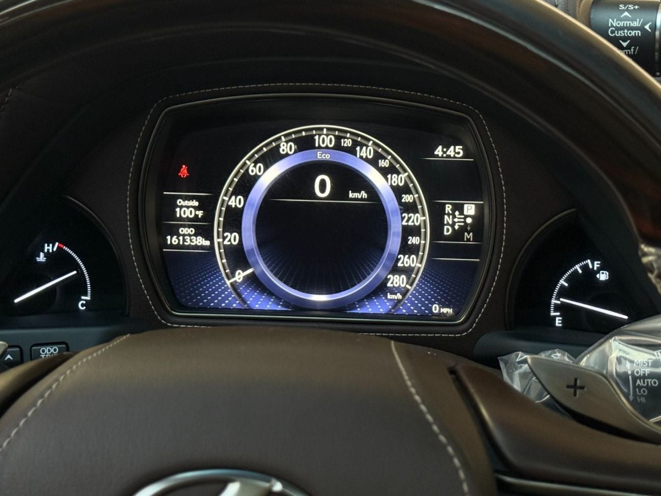Lexus LS500 TITANIUM
