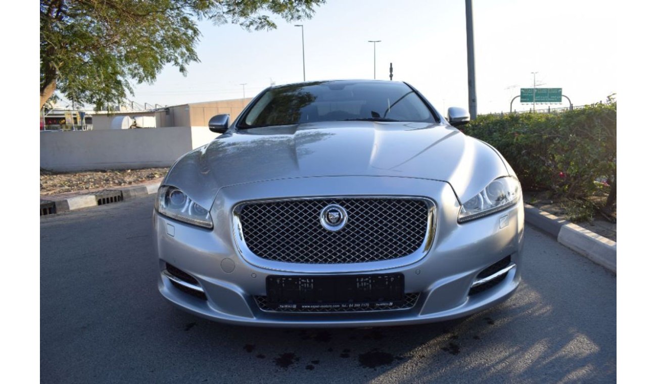 Jaguar XJ L 2013 LUXURY GCC SPECS FULL SERVICE HISTORY