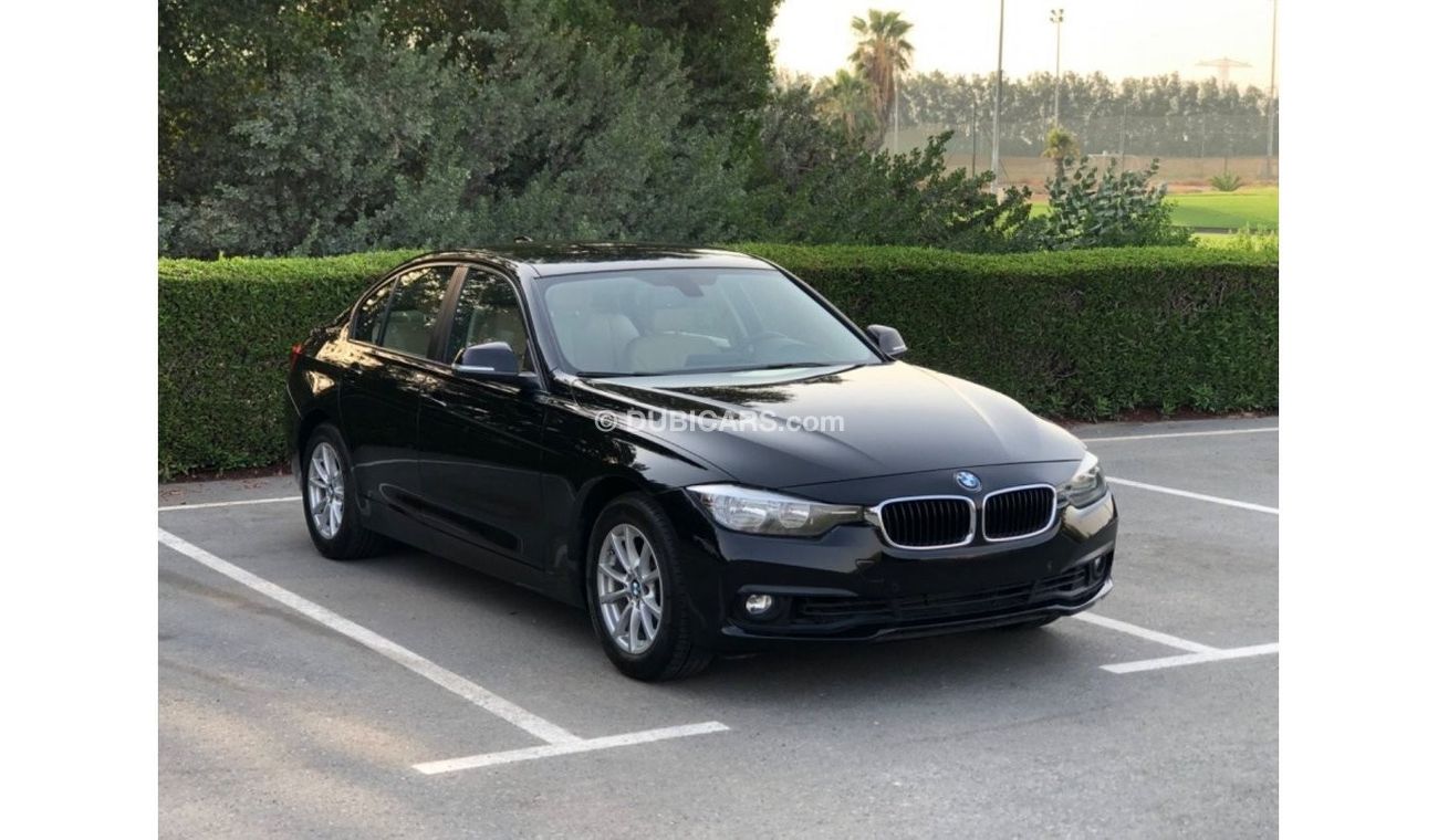 BMW 318i Exclusive MODEL 2016 GCC CAR PREFECT CONDITION INSIDE AND OUTSIDE 1500 TURBO FULL ORIGINAL PAINT ONE