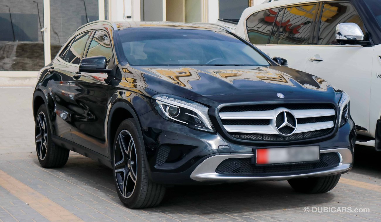 Mercedes-Benz GLA 250