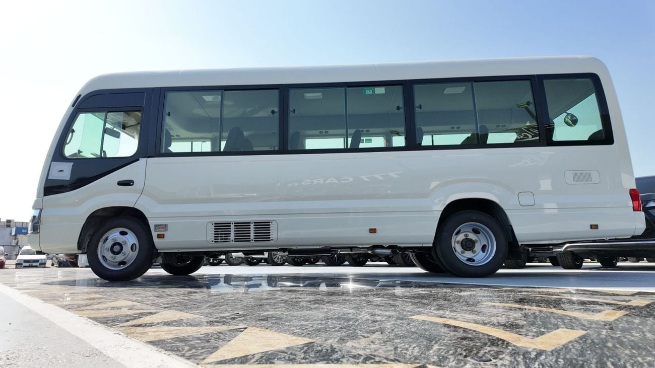 تويوتا كوستر 2026 Toyota Coaster High-Roof 23-Seaters 4.0L 4-Cyl Diesel M/T RWD