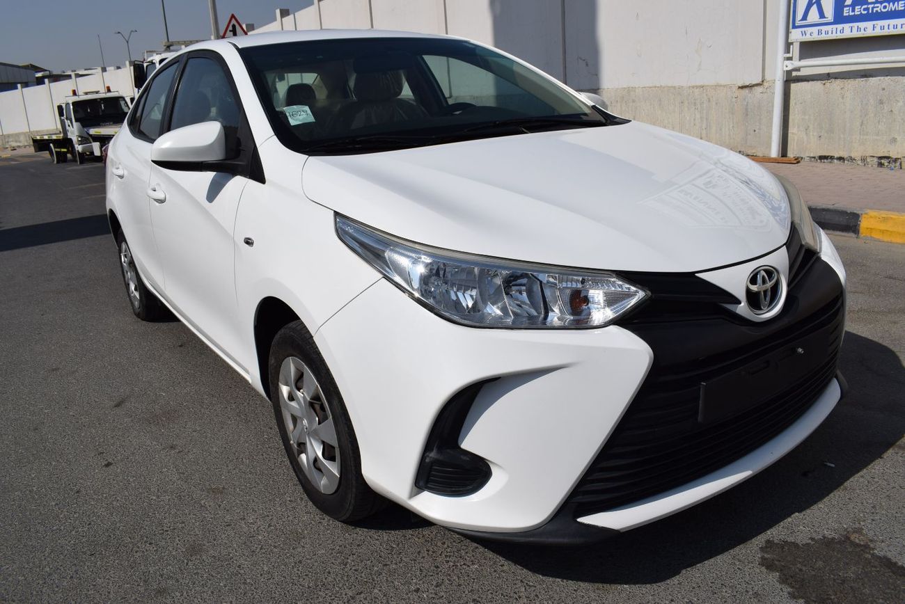 تويوتا يارس 