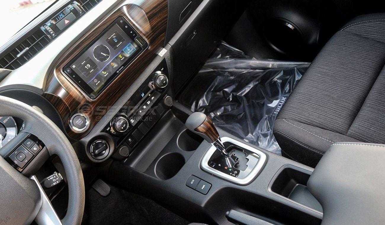 Toyota Hilux 2026 Model Toyota Hilux DC, 2.7L Petrol 4WD 6A/T