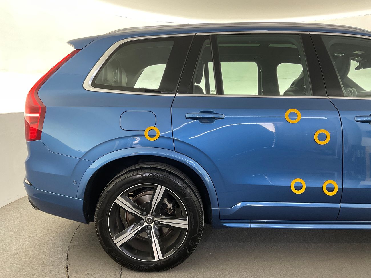 فولفو XC 90 T6 R Design | National Day Celebration | شامل الضمان | 0 ﺪﻔﻋﺓ ﺃﻮﻟﻯ