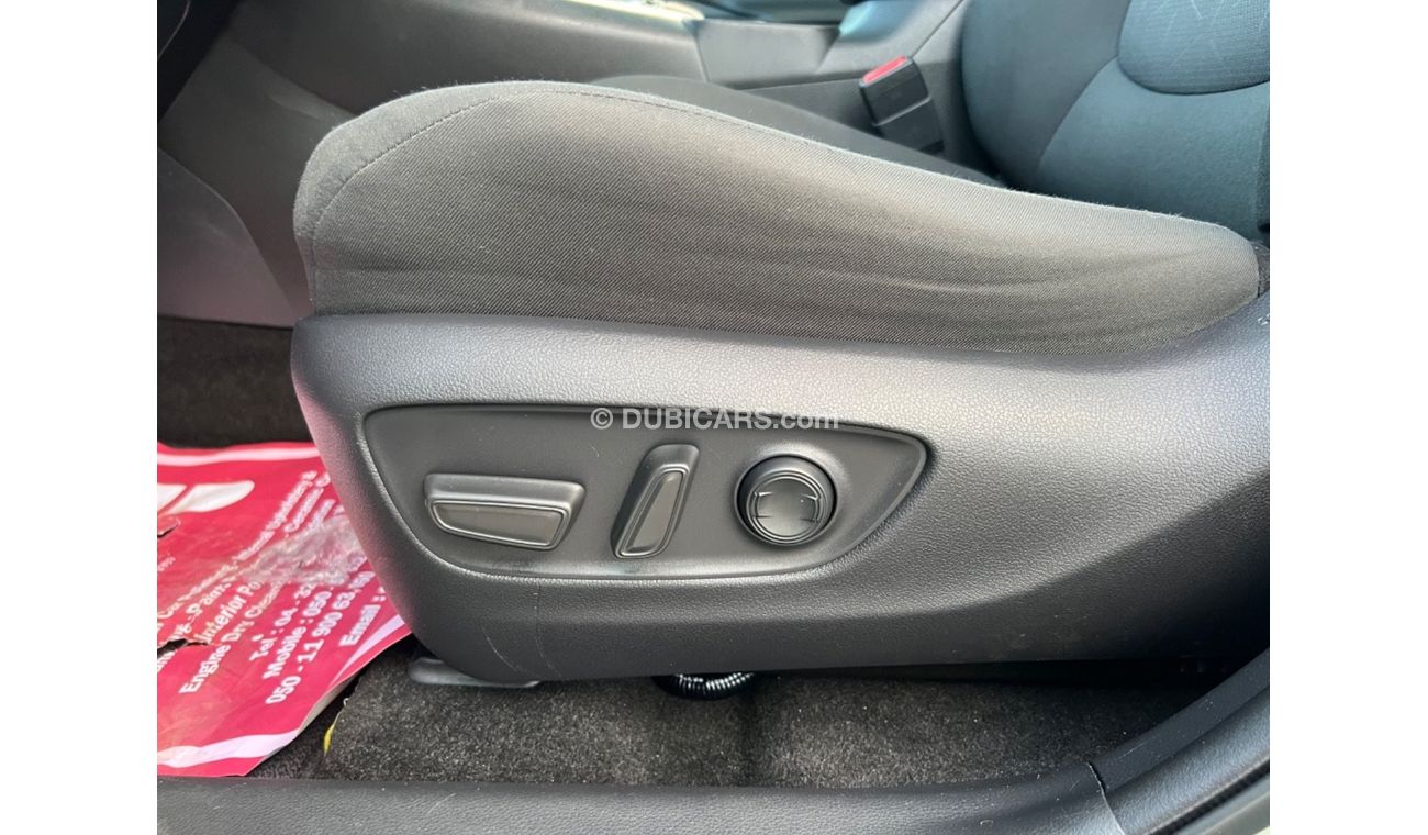 Toyota RAV4 Xle sunroof