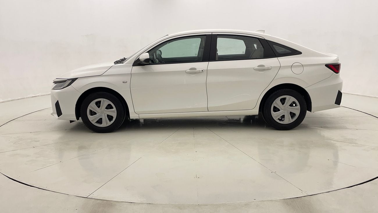 تويوتا يارس E 1.5 | بدون دفعة مقدمة | اختبار القيادة في المنزل