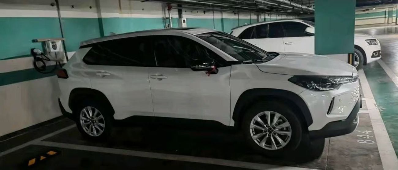 تويوتا كورولا كروس Elite 2.0L CVT