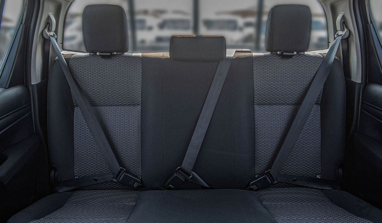 Toyota Hilux TOYOTA HILUX 2.4L MID OPTION A/T MY2025 FOR EXPORT