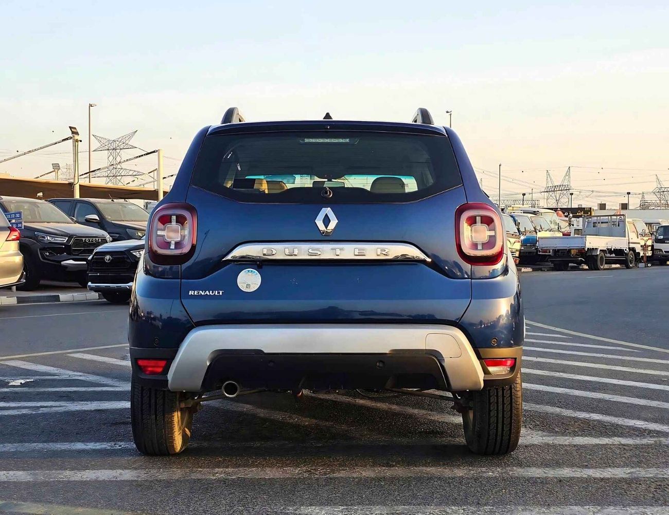 Renault Duster 2.0L 16" ALLOY RIMS / PUSH START / PARKING SENSOR / 4WD CODE#69077