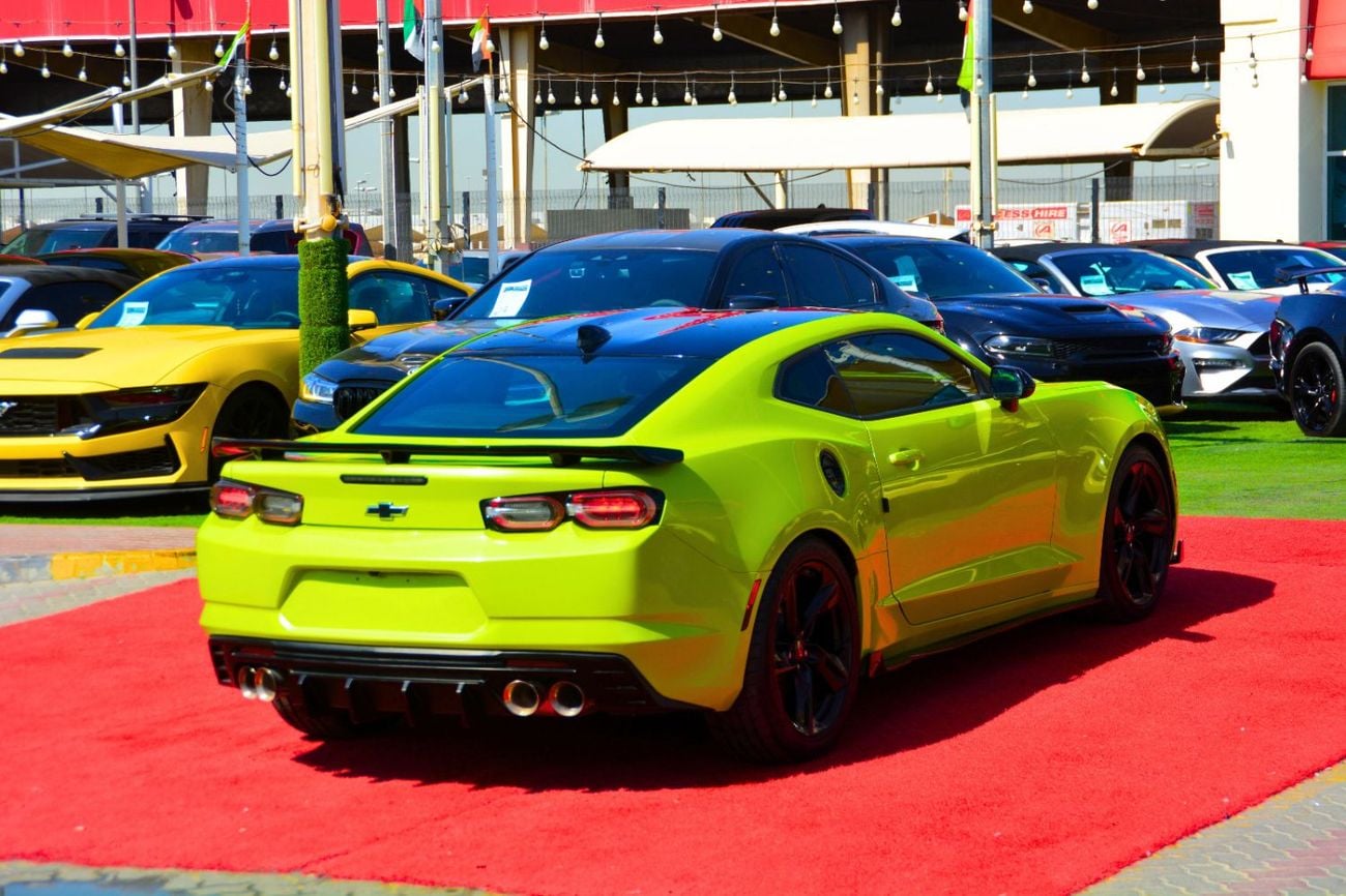 Chevrolet Camaro SS 6.2L Coupe-ATTRACTIVE COLOR/SS V8 6.2L // NICE COLOR//GOOD CONDITION //LOW MILEG