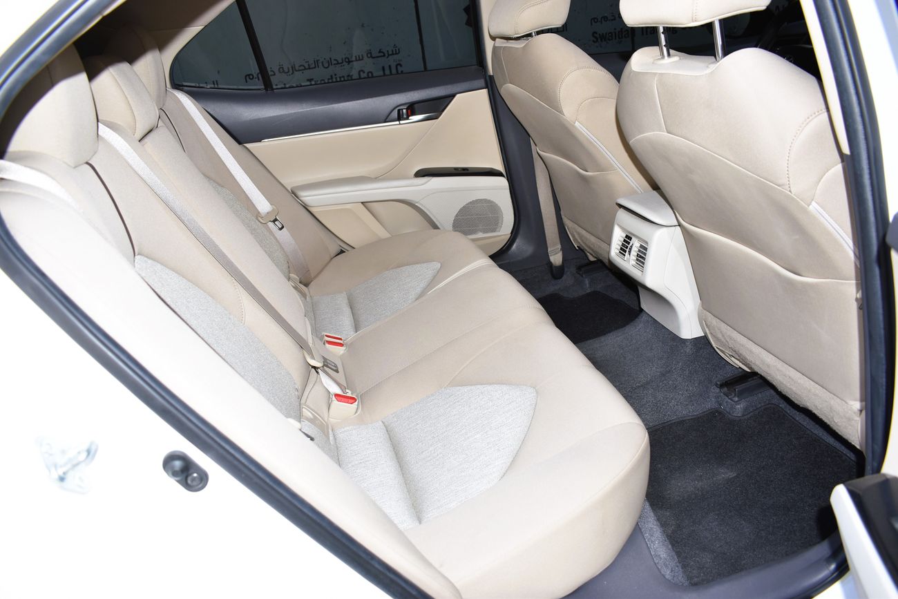 Toyota Camry AED 1359 PM | 2.5L SE GCC DEALER WARRANTY