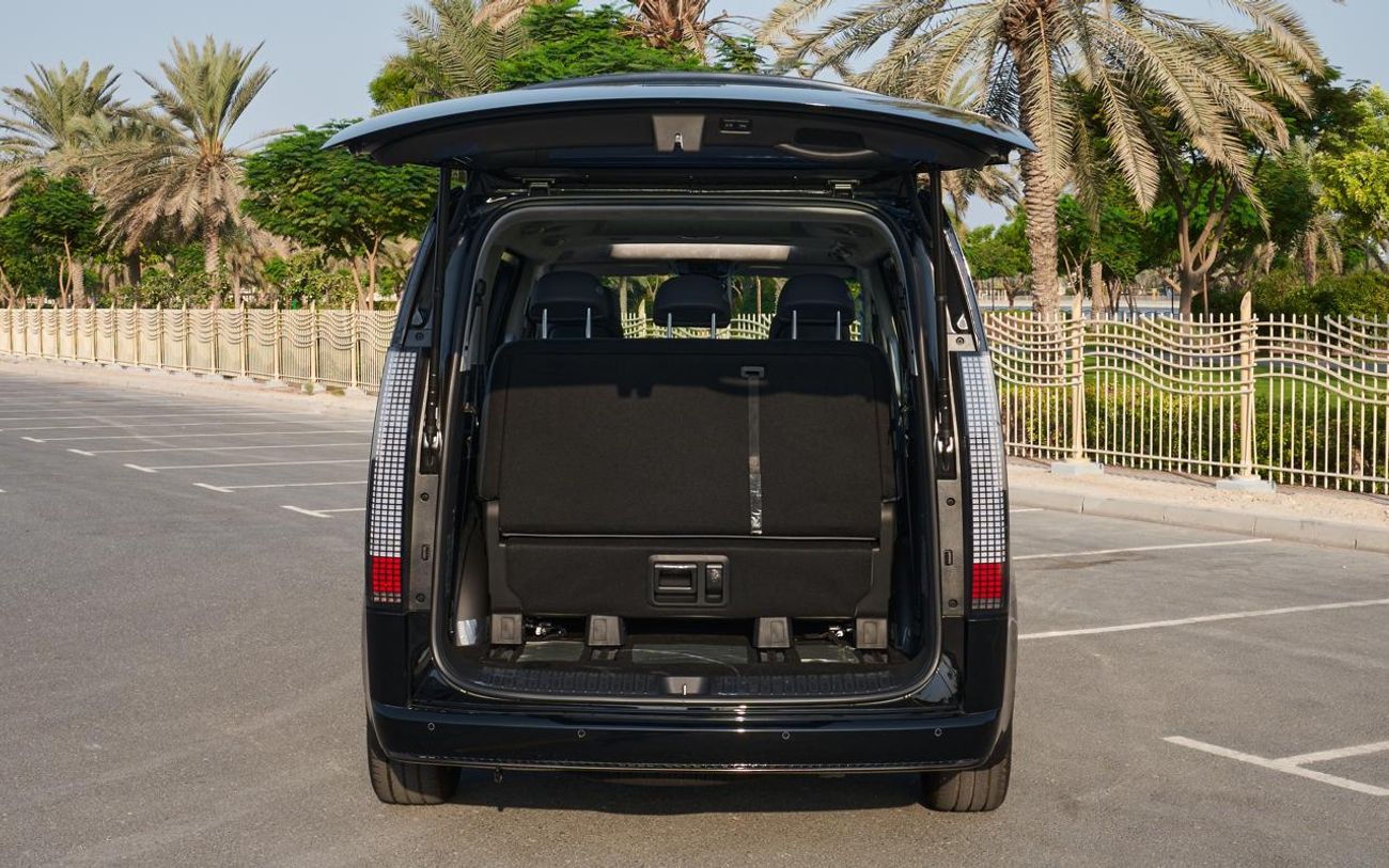 Hyundai Staria 3.5L Luxury (7 Seater)