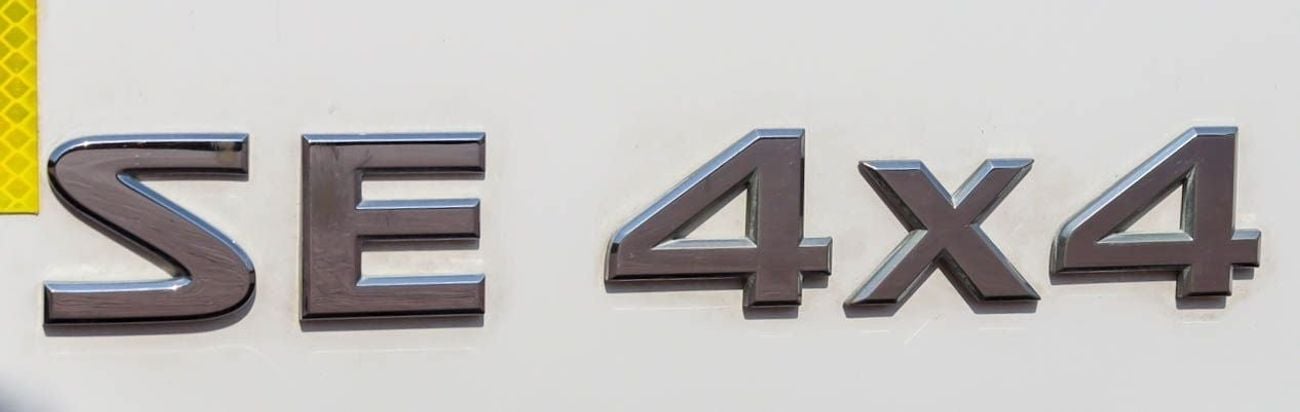 Nissan Navara Std 2.5L 4WD M/T Nissan Navara 4WD 2019 GCC Original Paint accident-free in excellent condition 1046