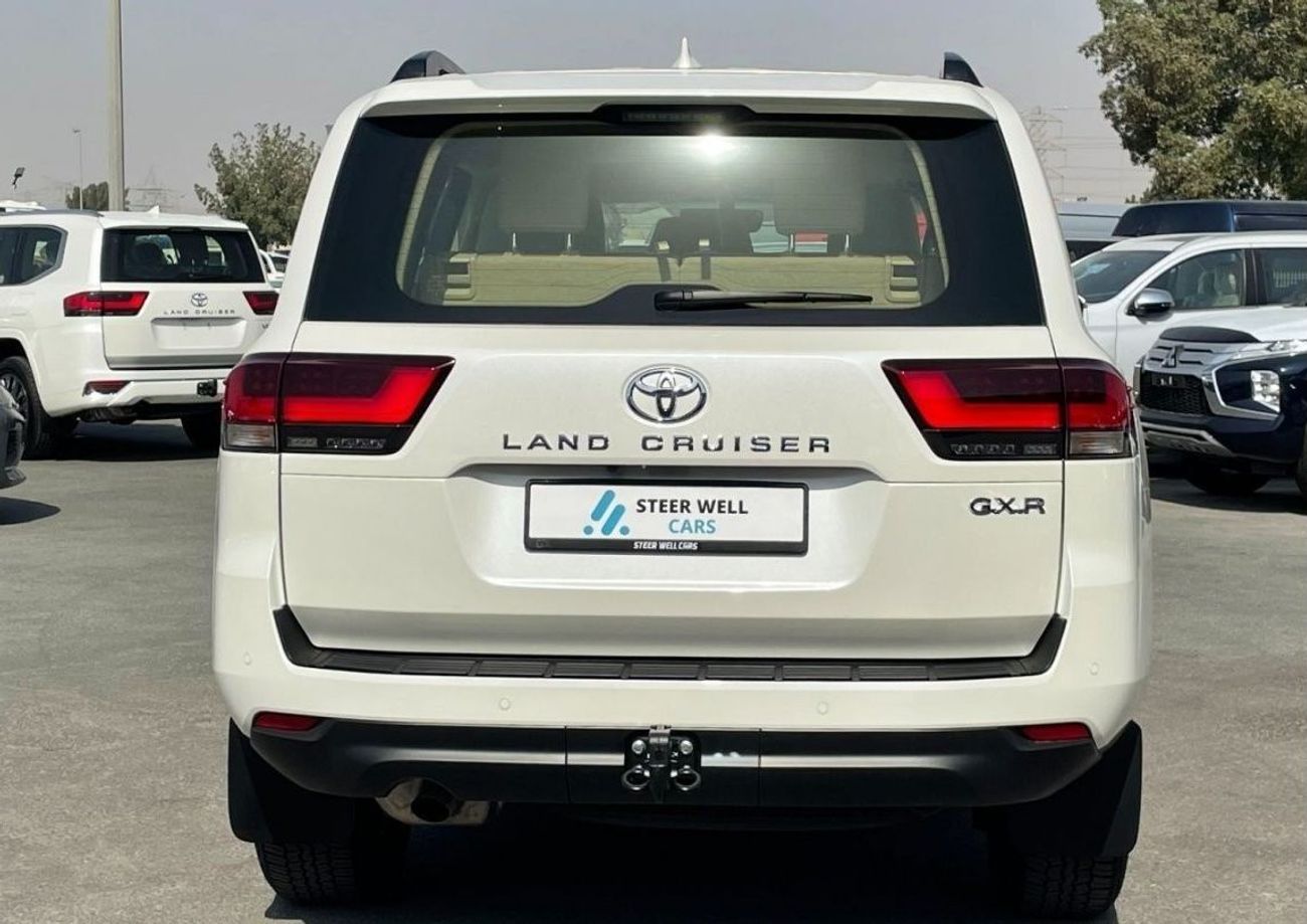 Toyota Land Cruiser GXR 2022 | LC 300 4.0L V6 - A/T 4WD SUV 5DR PETROL - EXPORT ONLY