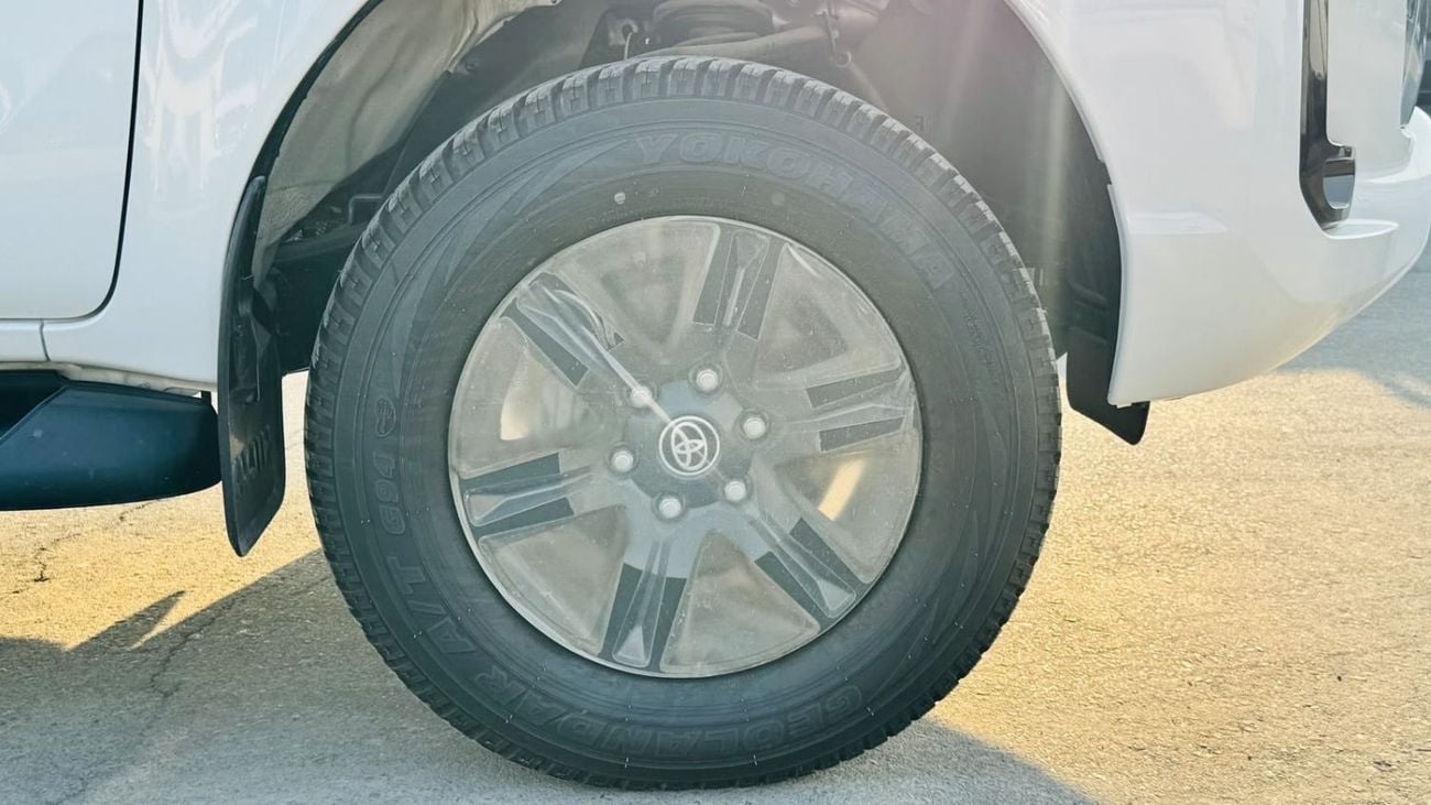 Toyota Hilux SR5