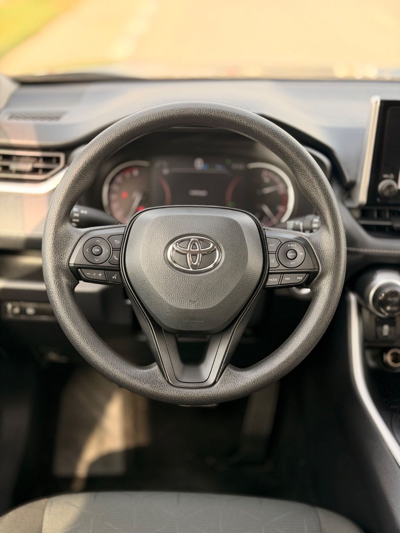 تويوتا راف ٤ Full option 2.5L  XLE 2025