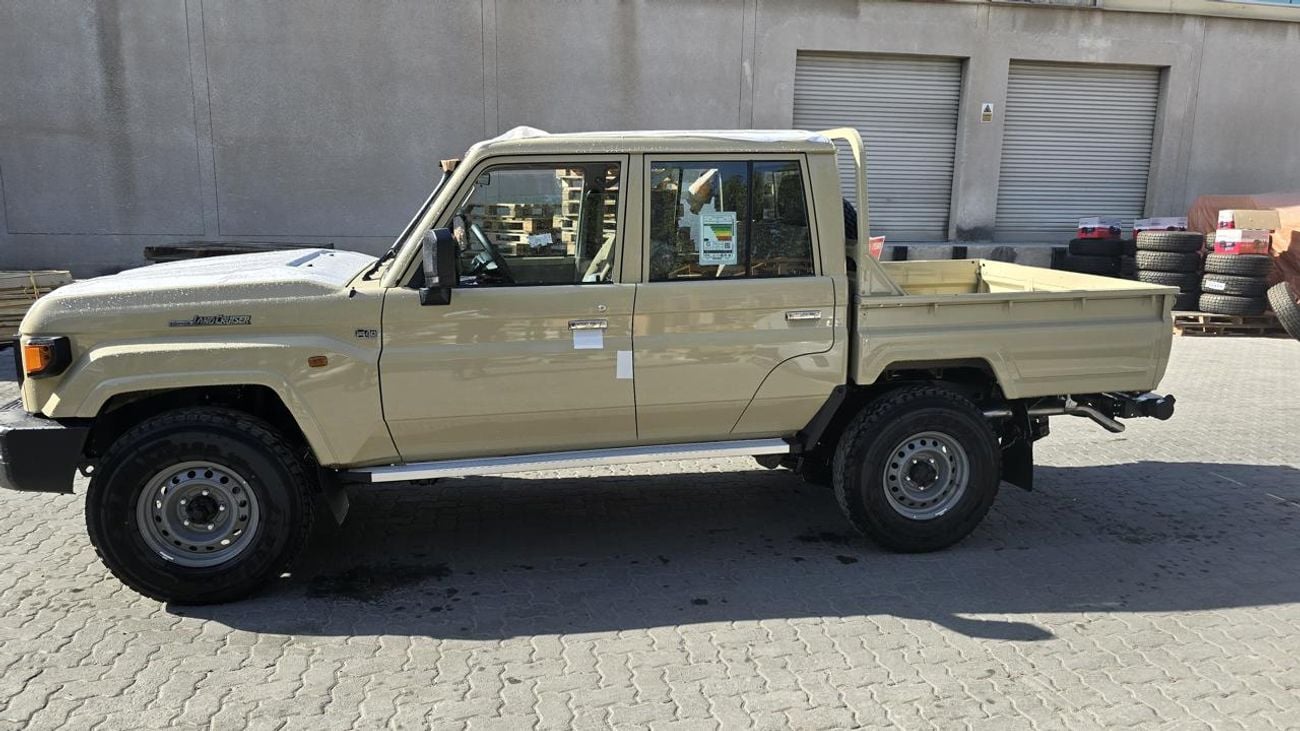 تويوتا لاند كروزر بيك آب GDJ79 DC A/T 2.8L T/Diesel 2025YM