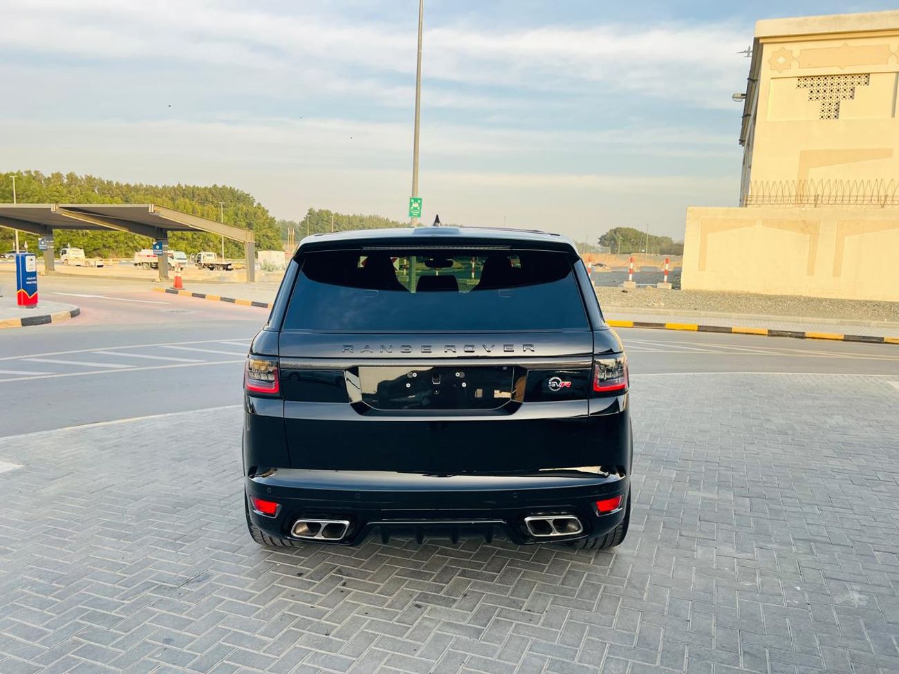 Land Rover Range Rover Sport SVR Carbon Edition 5.0L