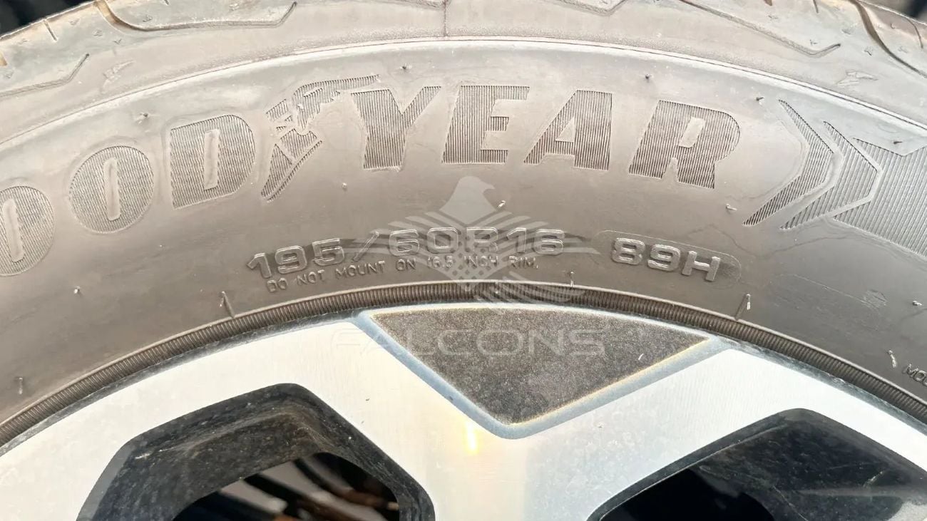 Suzuki Fronx Suzuki Fronx 1.5L GLX 2WD 4AT 2025 • Petrol • Automatic