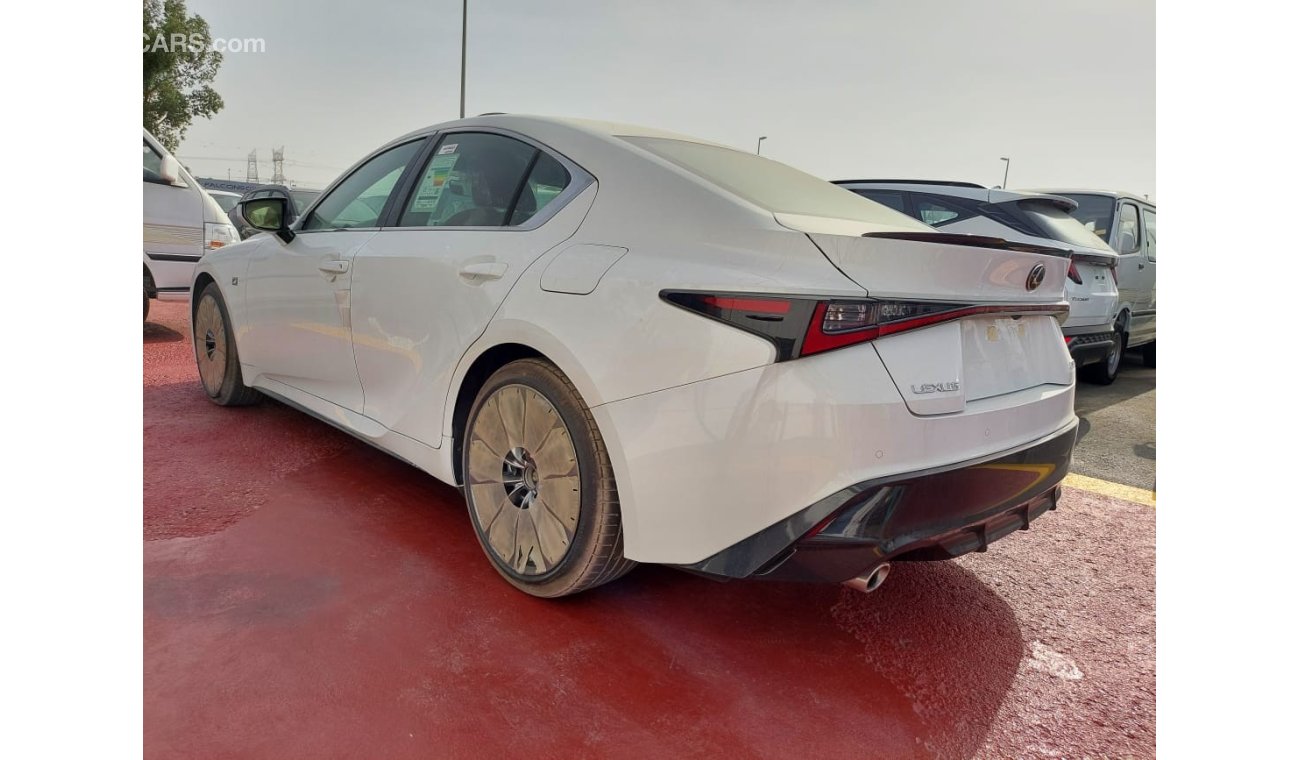 لكزس IS 300 LEXUS IS F 300 موديل 2021 ، خيار كامل ومقاعد جلديّة للتصدير والمحلي