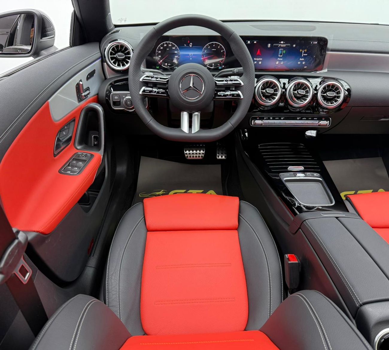 Mercedes-Benz CLA 200 Premium 2.0L *Brand New* 2025 Mercedes-Benz CLA200 AMG Premium, 2030 Mercedes Warranty, Delivery Kms