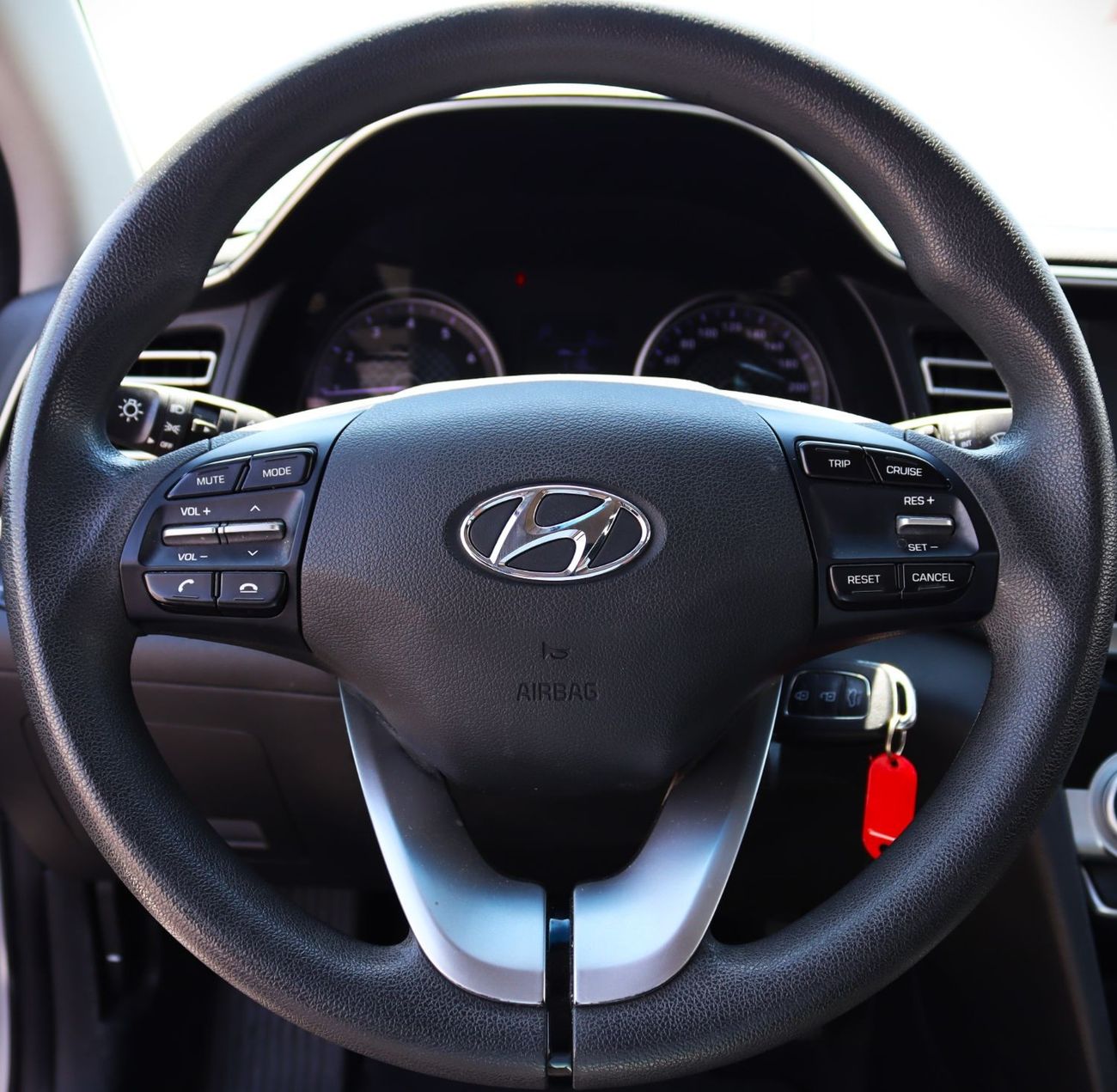 هيونداي إلانترا هيونداي إلنترا GL (AD)، 2020، سيدان ذات 4 أبواب، 1.6 لتر 4 سلندر بنزين، أوتوماتيكية، دفع أمامي