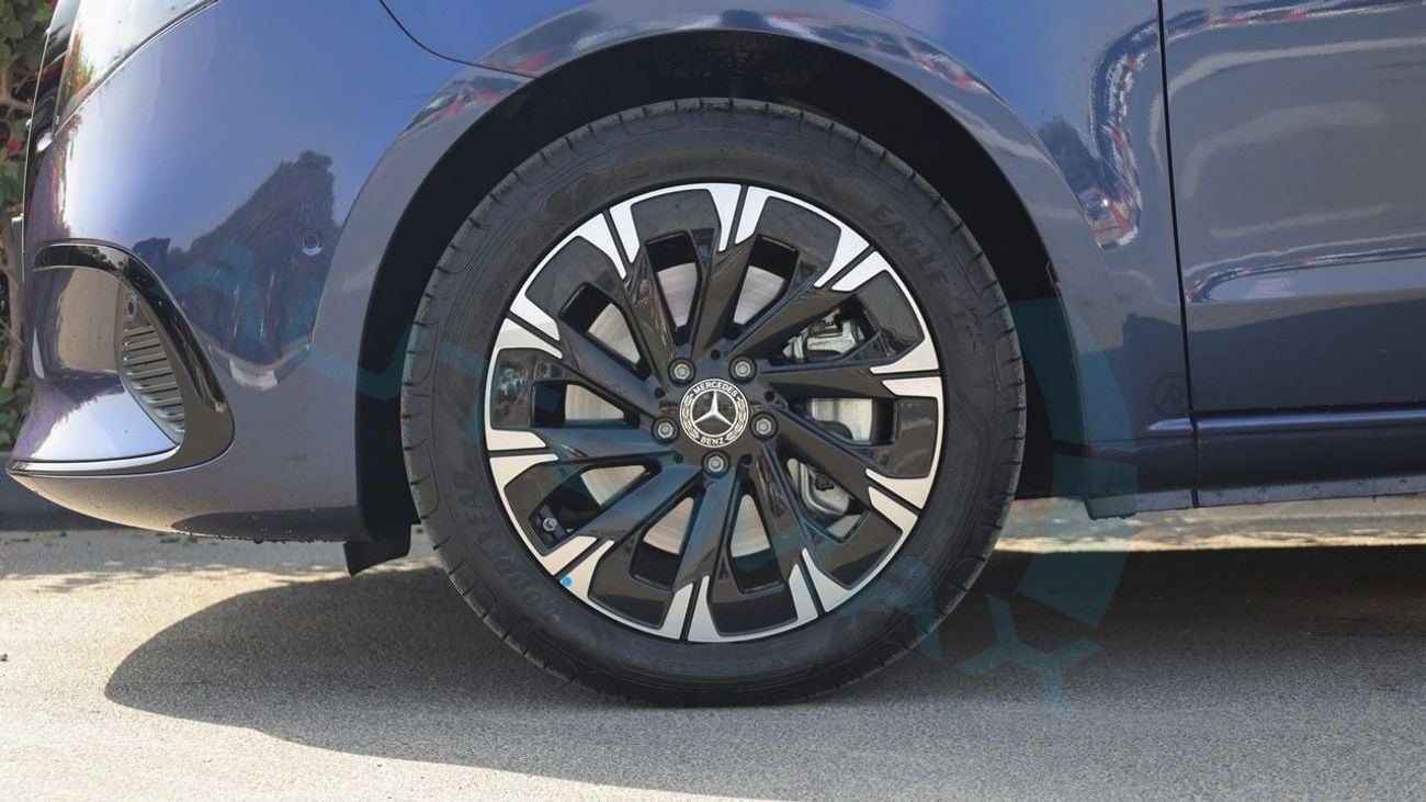 مرسيدس بنز V 300 2 Years Unlimited Mileage Warranty @Official Dealer