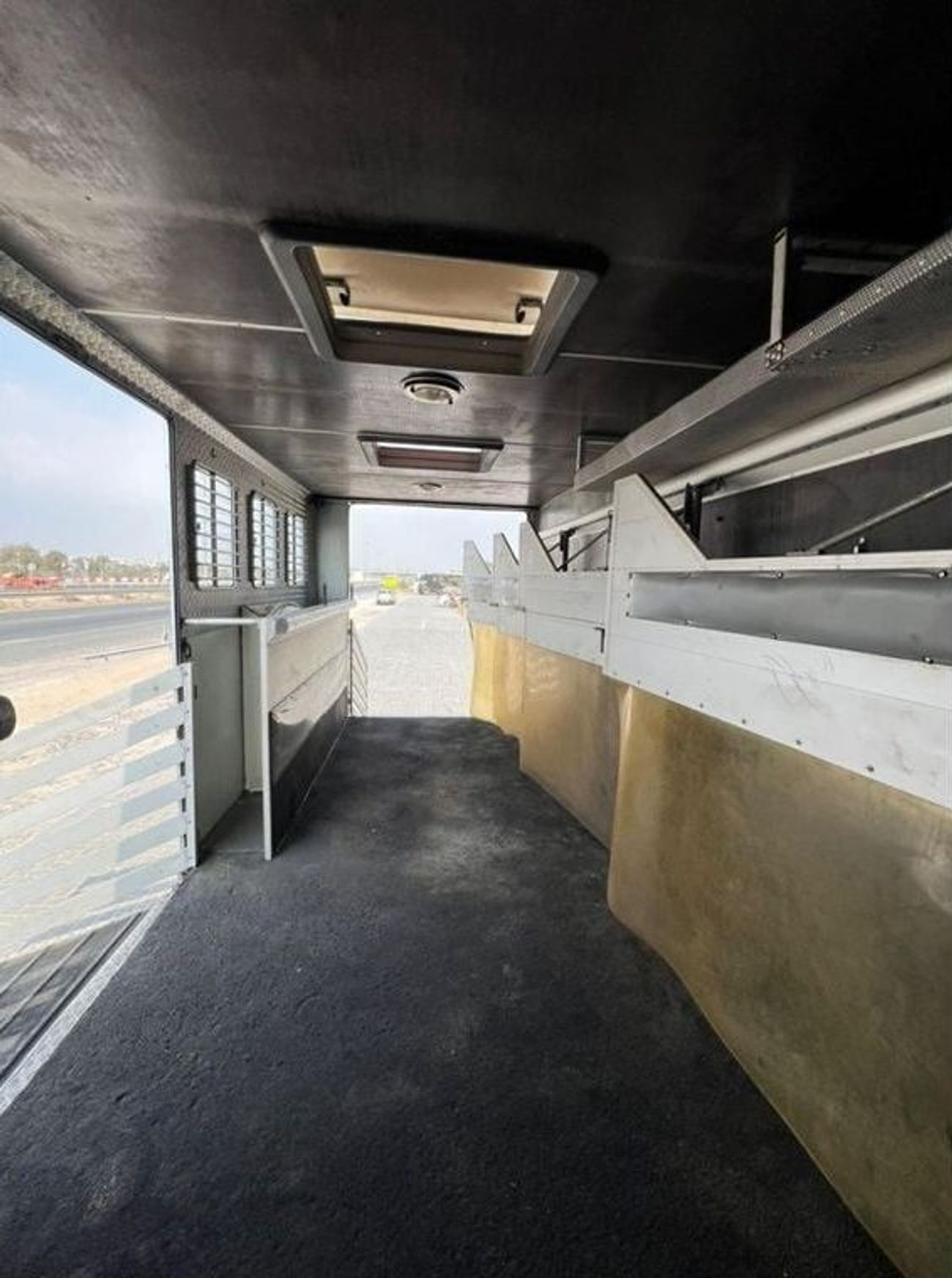 مرسيدس بنز اتيجو ATEGO 817