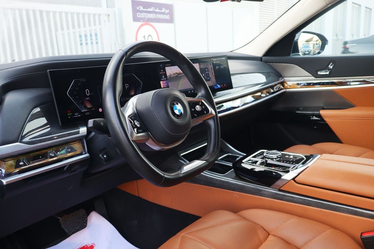 BMW 735i EXCLUSIVE PURE EXCELLENCE