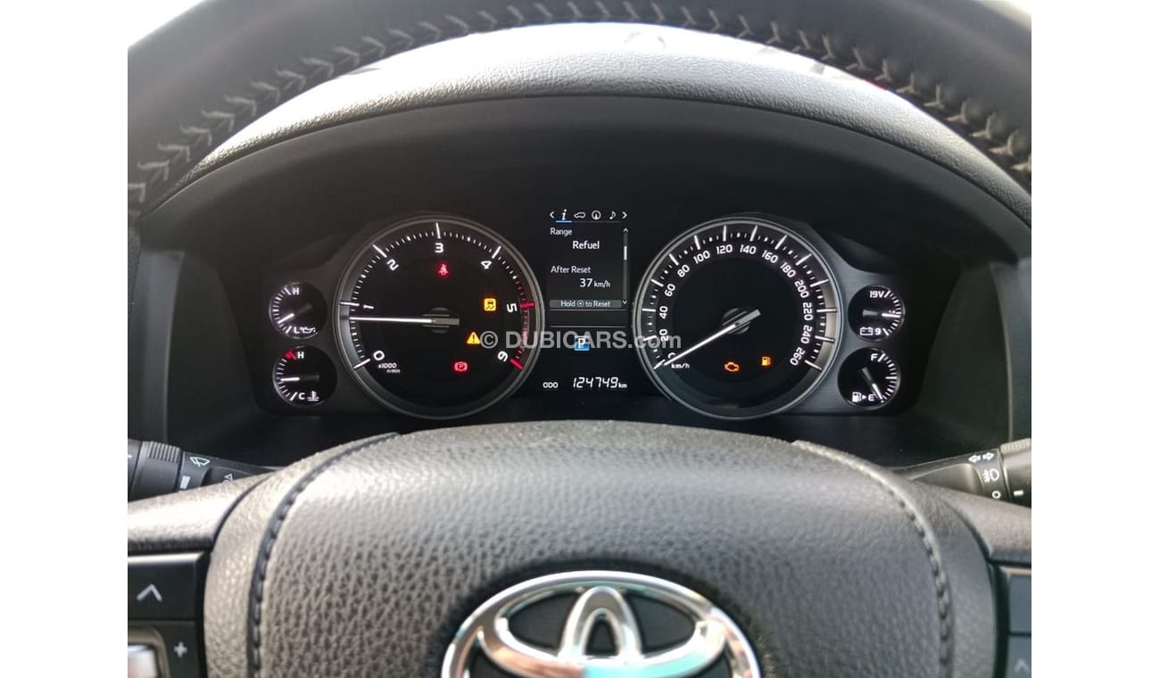 تويوتا لاند كروزر TOYOTA LAND CRUISER RIGHT HAND DRIVE (PM1544)