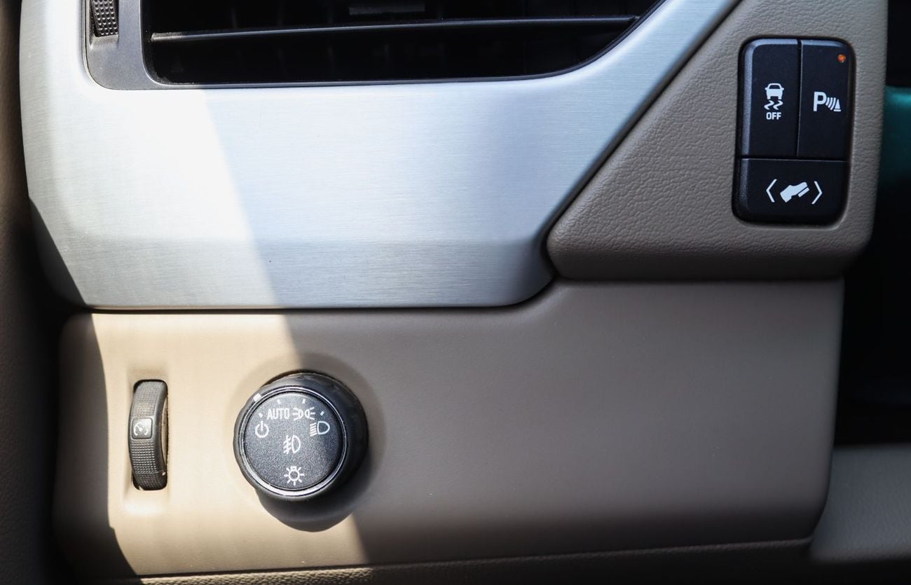 جي أم سي يوكون XL جى أم سى يوكون XL- خليجى - 2020 - بدون حوادث - بمحرك 5.3 - عدد8سلندر-7مقاعد -بحاله ممتازه