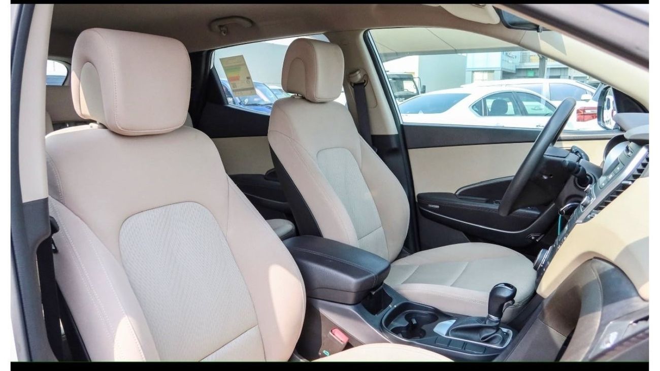 Hyundai Santa Fe GL خاليه من الحوادث